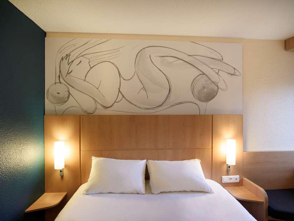 B&B Hotel Le Mans Centre Cathedrale Ruang foto