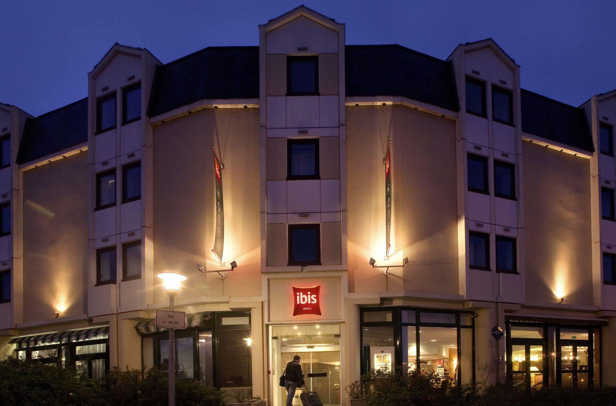 B&B Hotel Le Mans Centre Cathedrale Bagian luar foto